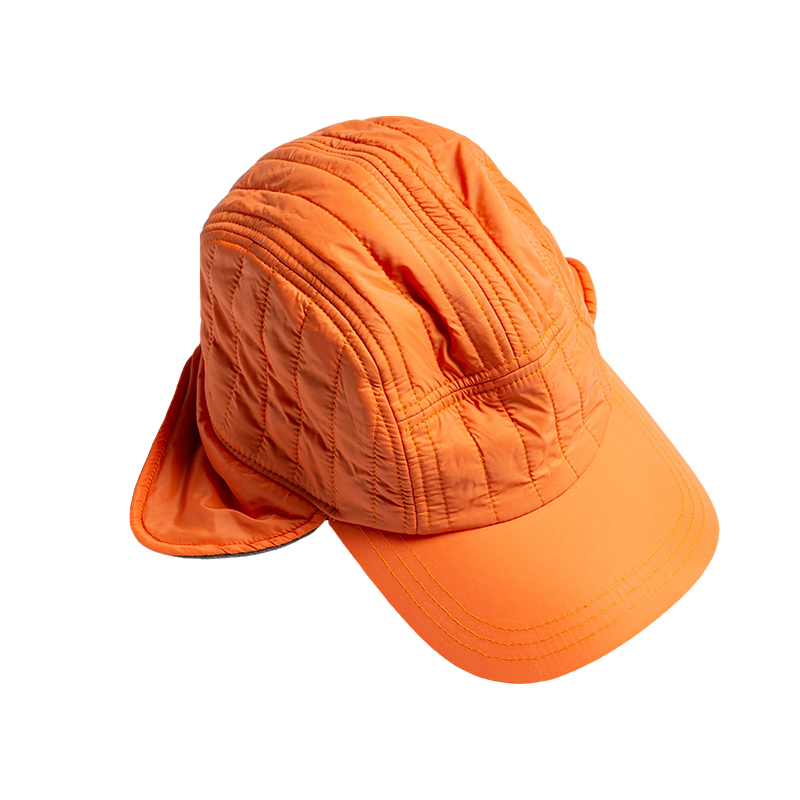 Topi Berlapis Wanita